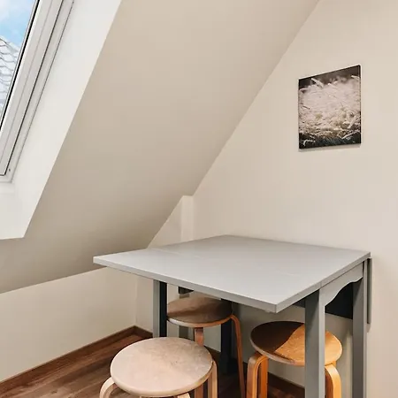 Apartment Dinbnb Gagaten